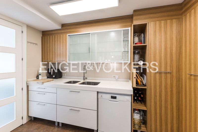 Foto 55f0b3e0-c0b8-4fa6-bef7-23148dd929db. Casa amb calefacció aparcament a Encinar de los Reyes La Moraleja