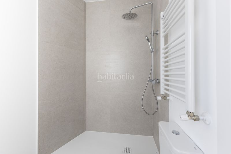 Foto b600f600-df1d-4349-9e69-3cd495df71dd. Àtic amb calefacció a Ríos Rosas-Nuevos Ministerios Madrid