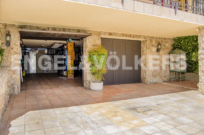 Foto 48290fa1-2ebb-4cfa-b160-587c47b21eaf. Casa amb calefacció aparcament piscina a Centro-Manguilla Escorial (El)