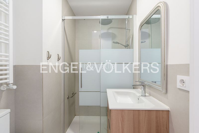 Foto d030a4ee-a6d5-4c4a-84cb-a8729e4368fc. Casa adossada amb calefacció aparcament piscina a Boadilla del Monte