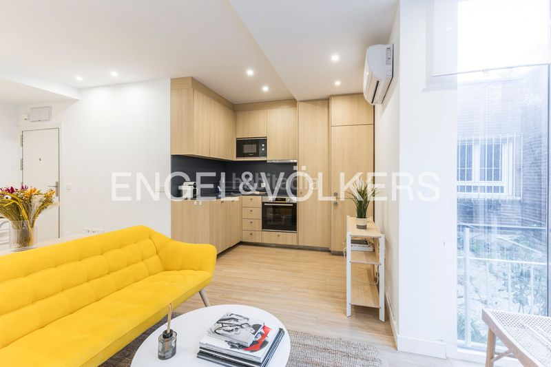 Foto 7db705e6-ba03-4389-9393-972ae9ed8975. Apartament amb calefacció a Hispanoamérica-Bernabéu Madrid