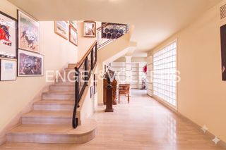 Haus in Velilla de San Antonio. Espectacular casa señorial con piscina climatizada en velilla de