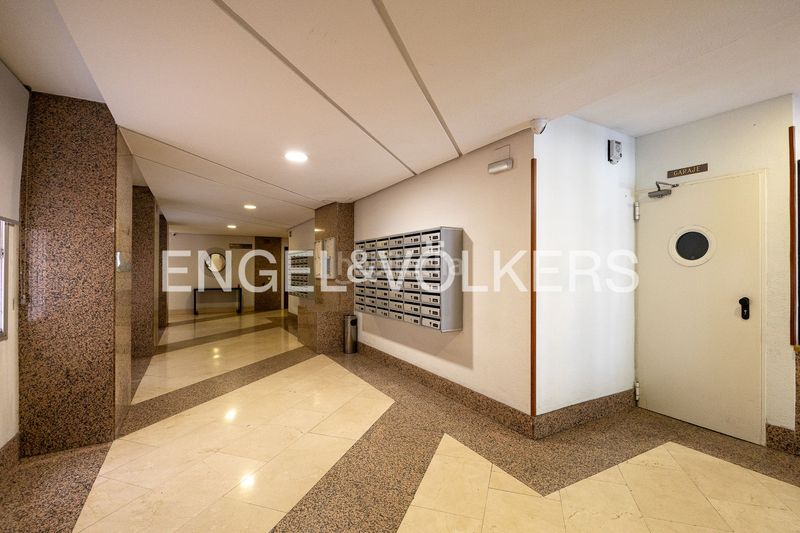 Foto 39ed43d7-b4e9-4ae4-afdd-2d088137d039. Pis amb calefacció aparcament piscina a Niño Jesús Madrid