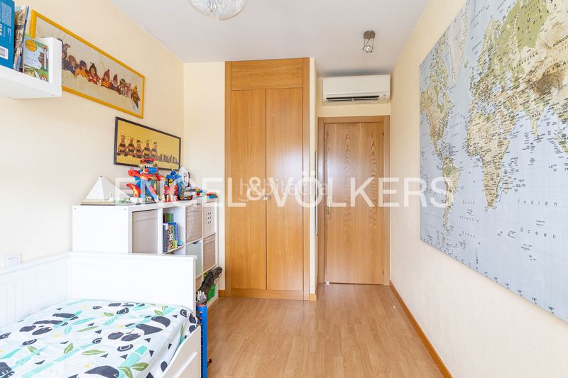 Foto 0cced193-8c07-46ce-aeaa-c1435ea27c8c. Pis amb calefacció aparcament a Las Tablas Madrid