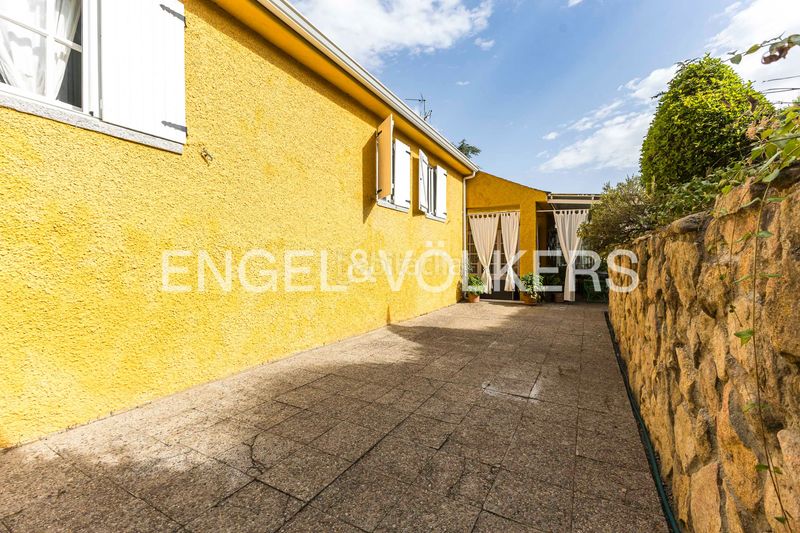 Foto a0cf30fe-4033-4e9c-850a-aaae61f0d0a5. Casa amb calefacció piscina a Soto de Viñuelas Tres Cantos