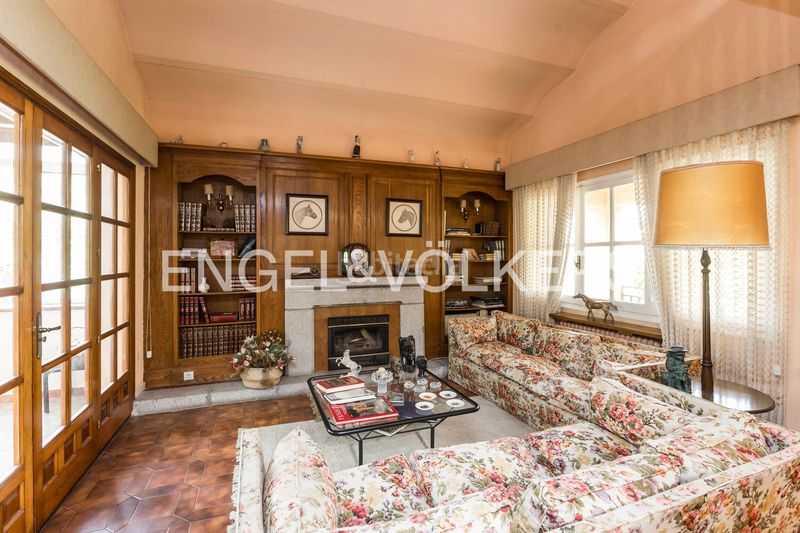 Foto e6d4adbb-ee5c-47d9-a55c-043f227154ce. Casa amb calefacció piscina a Soto de Viñuelas Tres Cantos
