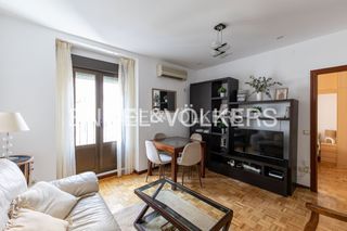 Flat in Calle de Feijóo