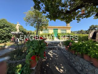 Terreny residencial a Sanchorreja. Finca rústica con encanto y autosuficiente en sanchorreja, ávila