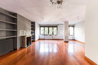 Rent Flat in Fuente del Berro. Magnifico y luminoso piso  fuente del berro  salamanca
