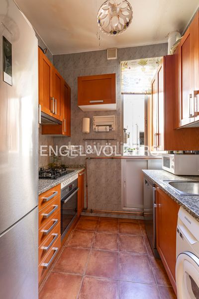 Foto 581e7898-edd2-4646-884c-d10958f674e6. Àtic amb calefacció a Gaztambide Madrid