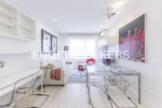 Flat in Calle de Galileo