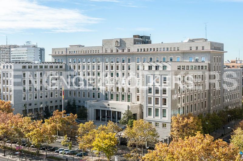 Foto 5da1bb38-9f14-4888-b6b9-91223a15a1f3. Pis amb calefacció a Hispanoamérica-Bernabéu Madrid