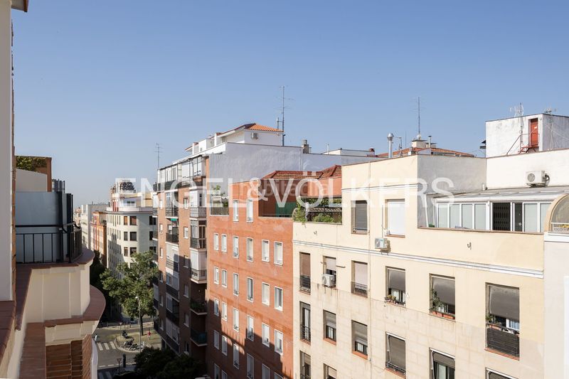 Foto 4d358f6c-8a5b-4db4-9f07-9f4dba4cb767. Àtic amb calefacció a Ibiza Madrid