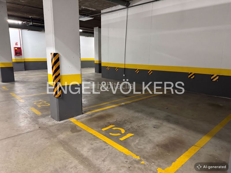 Foto fc3d8f9e-e630-46b9-a920-fd8da6cbbd8a. Pis amb calefacció aparcament piscina a Valdebernardo-Valderribas Madrid