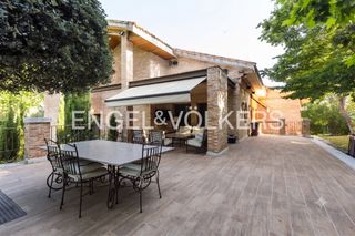 Haus in Ciudalcampo. Gran chalet independiente en ciudalcampo