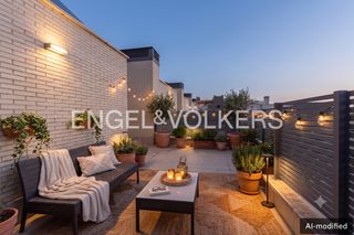 Casa adossada a Tempranales. Exclusivo adosado con jardín y solarium en tempranales