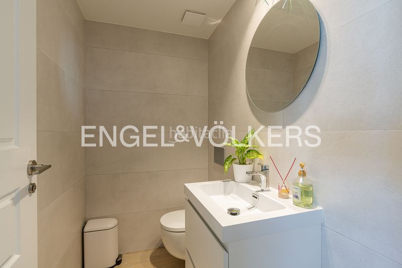 Foto a0f49a16-1416-4139-b0d6-bc17d45882c2. Pis amb calefacció aparcament piscina a urbanización La Moraleja La Moraleja