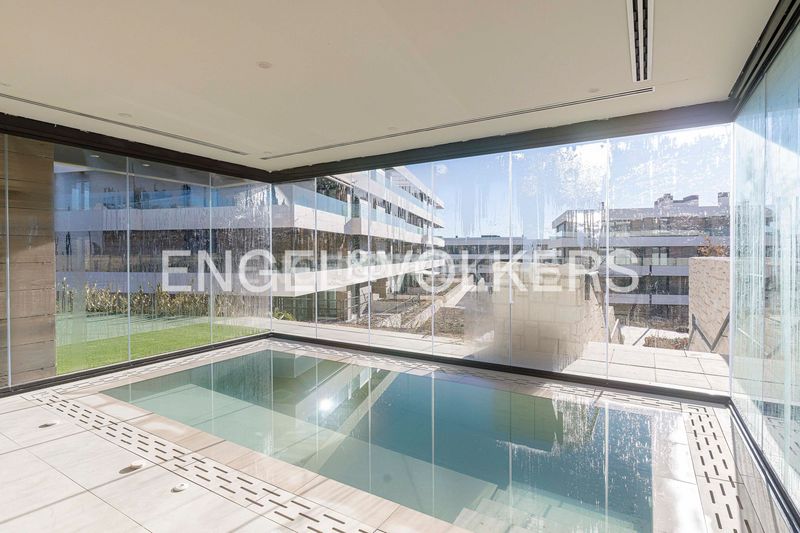 Foto a9cc69d0-4335-410b-bcb9-5d3a58266503. Pis amb calefacció aparcament piscina a urbanización La Moraleja La Moraleja