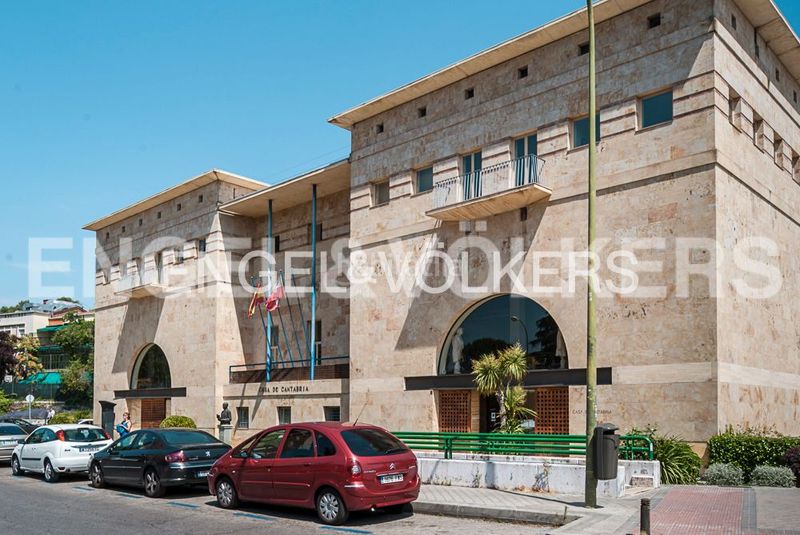 Foto 523dfc60-aa06-49e6-804d-b7636e667e28. Casa amb calefacció a Niño Jesús Madrid