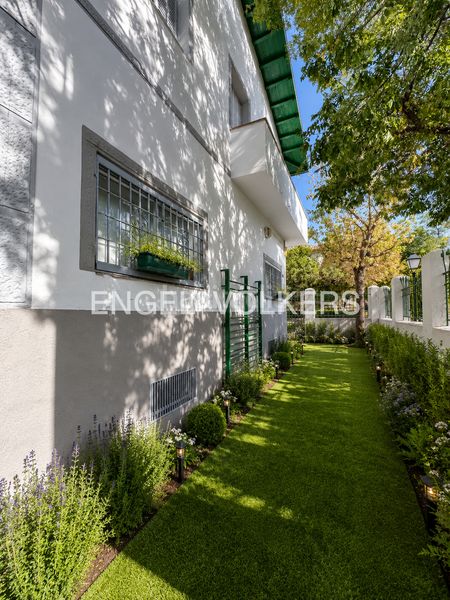 Foto ce1dc6bd-b637-4c6d-9cdd-f84c0c333703. Casa amb calefacció a Niño Jesús Madrid