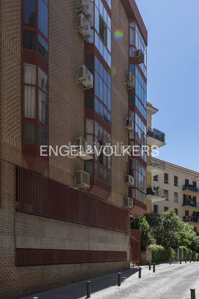 Foto a3e63e68-b001-4f3e-bd9b-49f41328add7. Pis amb calefacció a Palacio Madrid