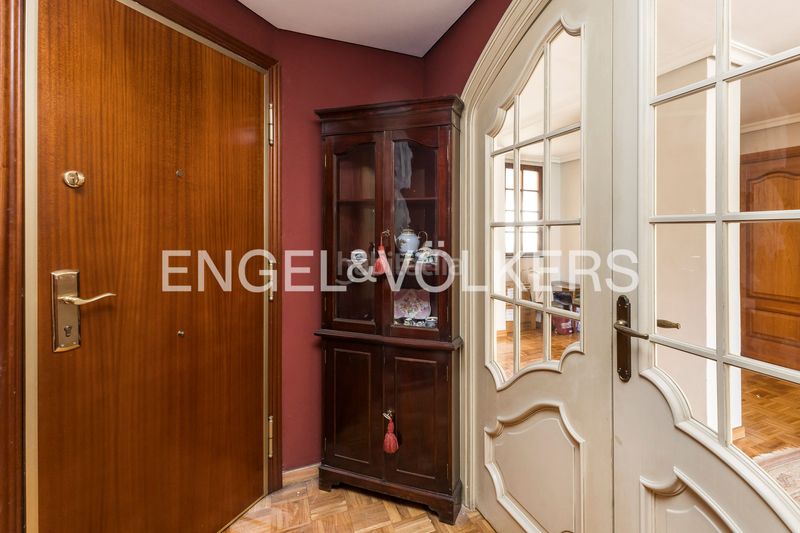 Foto 0e5f8bf9-8031-482d-8252-9302dc837d25. Pis amb calefacció aparcament a Estrella Madrid