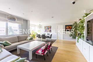 Pis a Avenida Europa. Magnifico piso de 162m2 calidades premium