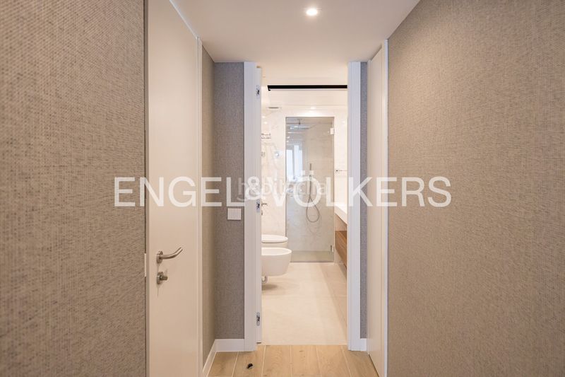 Foto 8221bd90-370a-4325-9cad-e677c5b6e0ea. Pis amb calefacció aparcament piscina a Ríos Rosas-Nuevos Ministerios Madrid