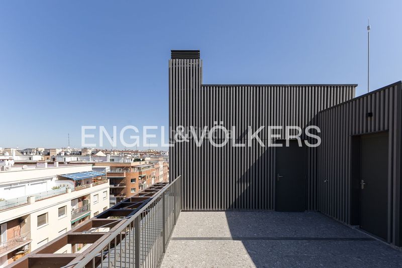 Foto db366648-27ce-4503-adbe-4a7b939df51c. Pis amb calefacció aparcament piscina a Ríos Rosas-Nuevos Ministerios Madrid