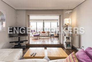 Rent Penthouse  Calle de emilio carrere. Ático con terraza en chamberí en alquiler