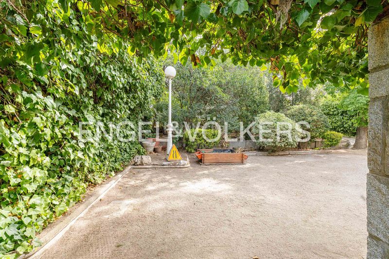 Foto 47962830-8ea7-46e5-93bd-70d2e66d514f. Casa amb calefacció aparcament piscina a Parquelagos-Puente Nuevo Galapagar