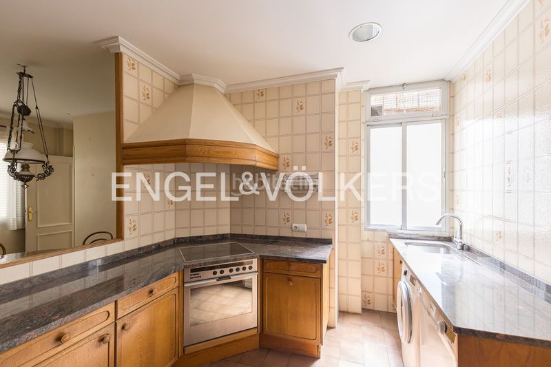 Foto eded7259-9238-4b47-b23d-3d4b39c4962b. Pis amb calefacció aparcament a Vallehermoso Madrid