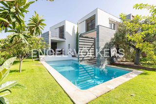 Casa en Molino de la Hoz. Diseño, arquitectura y naturaleza en perfecta armonía