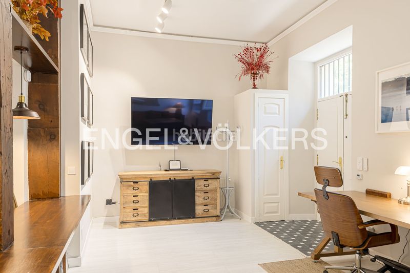 Foto f94d540d-7415-49c1-b9c9-28e496f9d332. Pis amb calefacció a Palacio Madrid