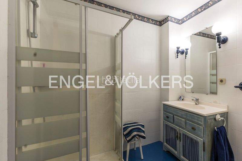 Foto 09ca8213-9314-4611-9924-2bed81b45e11. Àtic amb calefacció aparcament piscina a San Pascual Madrid