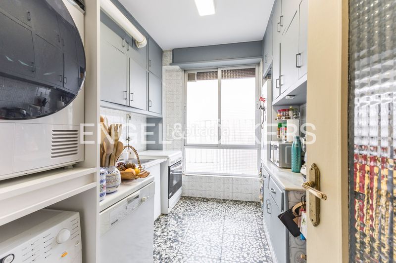 Foto b4c86a10-d828-494c-85c2-703561ea19c6. Pis amb calefacció aparcament a Prosperidad Madrid