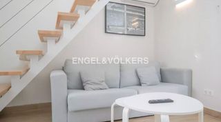 Lloguer Pis a Valdeacederas. Precioso dúplex de un dormitorio en tetuán
