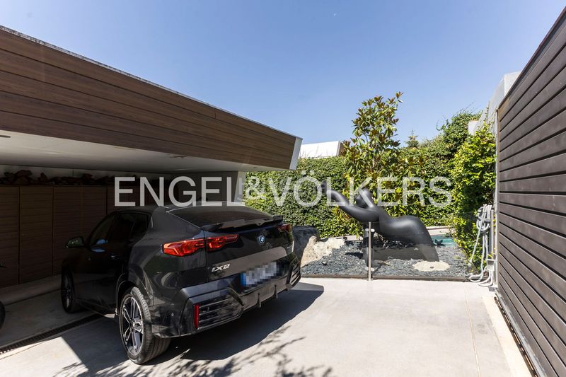 Foto f22f64dd-0fb1-4e2e-8cb9-1f003cd0132a. Casa amb calefacció aparcament piscina a Las Marías Torrelodones
