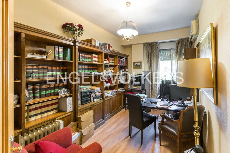 Foto f9b2daca-cef0-427f-99a3-4d0bbc0a3f0b. Pis amb calefacció a Pacífico Madrid