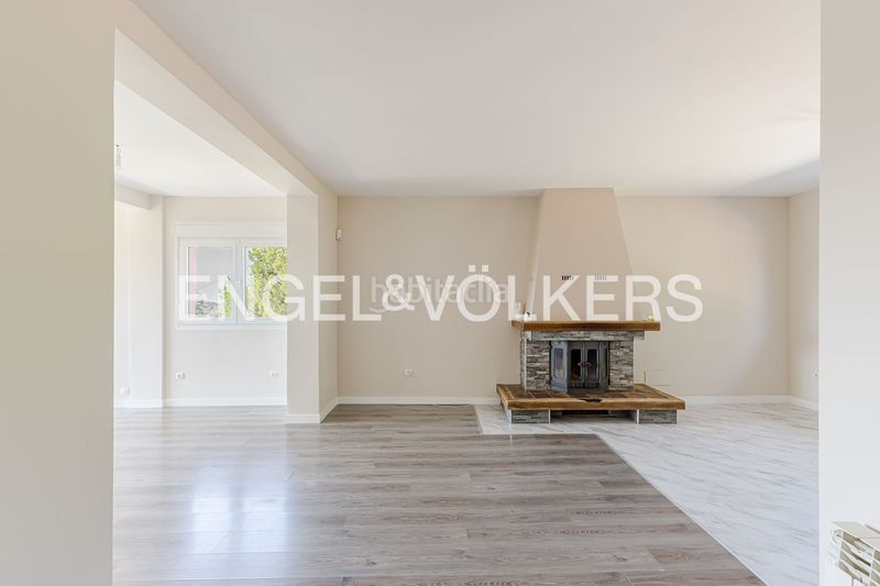 Foto a5120664-1da4-4a1b-a8e7-7167f58f6fb6. Casa amb calefacció aparcament piscina a Cerro Alarcón Valdemorillo
