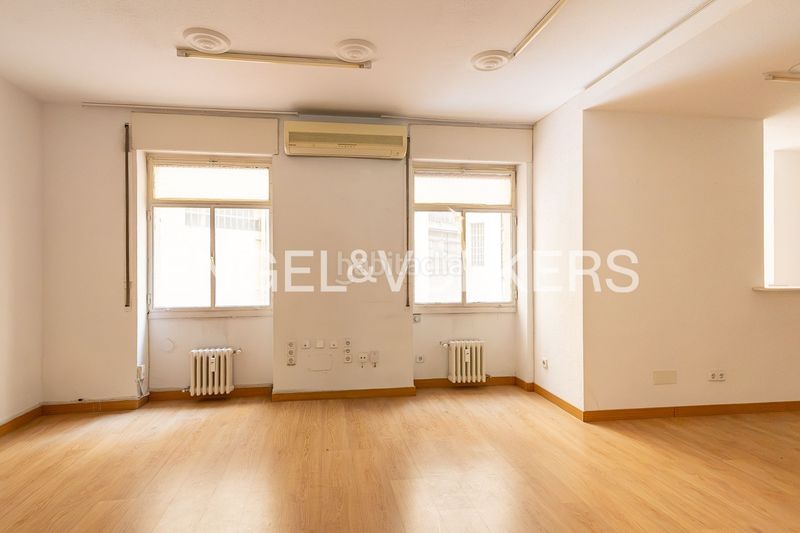 Foto a134c331-8b2b-4c8f-a4d3-eb6ef4014157. Pis amb calefacció aparcament a Vallehermoso Madrid