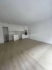 Lloguer Pis  Juan de la hoz. Exclusiva obra nueva con piscina y garaje en el barrio de salama