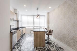 Lloguer Pis  Orense. Piso de 3 dormitorios y 2 terrazas en azca