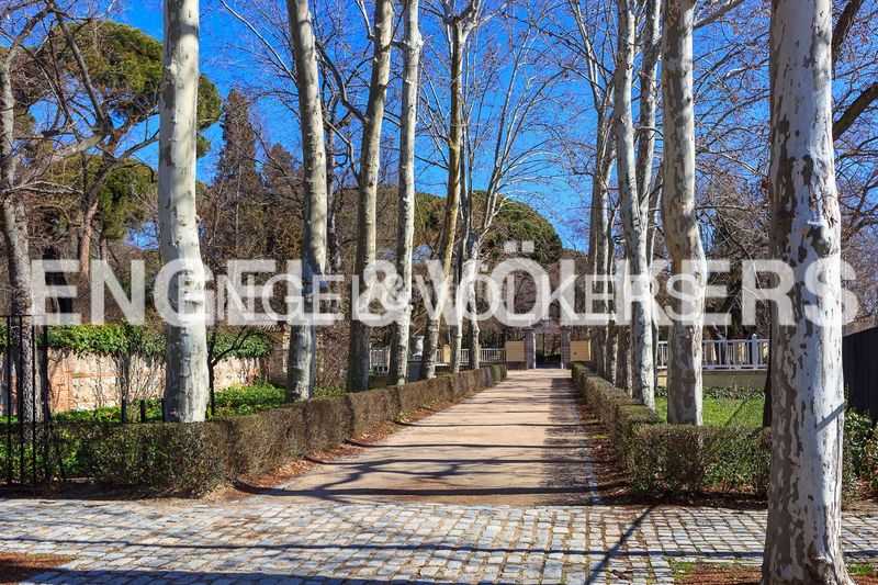 Foto 1820b4ac-51be-421b-9bd6-b26e1e6d16fd. Alquiler piso exclusivo piso en la zona de alameda de osuna en Madrid