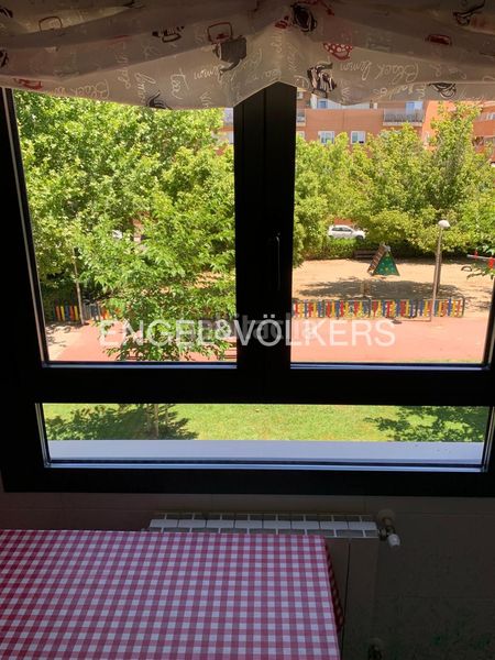 Foto d9d1bd7e-ccd7-490e-9f4e-57760b094389. Alquiler piso exclusivo piso en la zona de alameda de osuna en Madrid