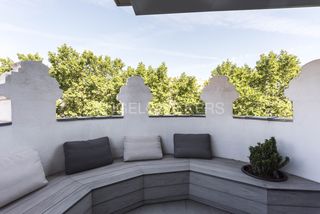 Rent Penthouse  Juan bautista de toledo. Exclusivo dúplex de 3 dormitorios  2 baños en edificio moderno
