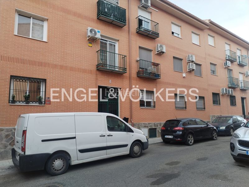 Foto ecd92ebc-1bde-4c35-b6d6-c06eb7c2f1bc. Pis amb calefacció aparcament a Villacañas