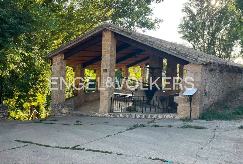 Foto eee78748-1a98-407b-ae50-c555bad5669d. Casa adossada amb calefacció a Valdeavellano