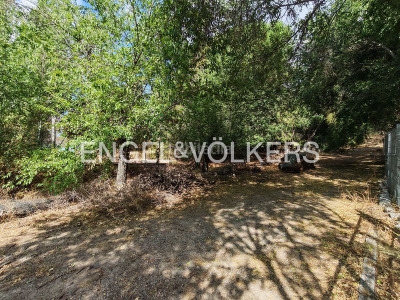 Foto e24d3f5e-7b42-441d-b064-f5f7610d800d. Residential plot in Collado Mediano
