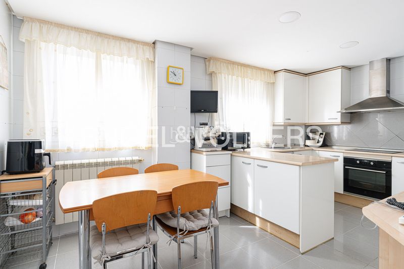 Foto afdcb7e7-ab3d-4be5-833b-a01ee33ac3bf. Reihenhaus mit heizung parking pool in El Caño-Maracaibo Rozas de Madrid (Las)